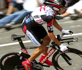 开云体育入口-厄瓜多尔速胜启示录，当伊萨克在英超接管比赛，我们看到了足球的降维打击