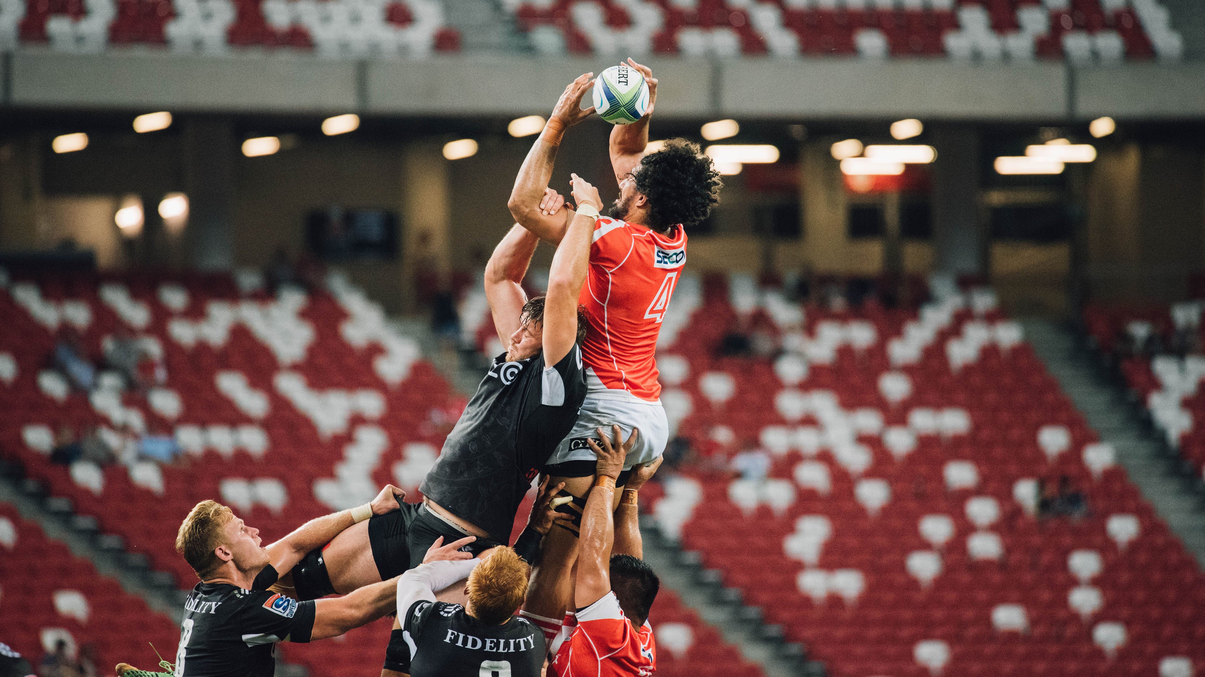 西决生死战之夜，当黄喜灿的评分，刺穿了算法与偏见的铜墙铁壁